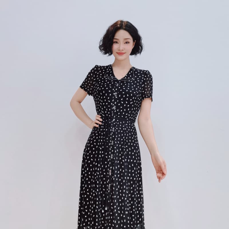 水玉デザインタイトワンピース